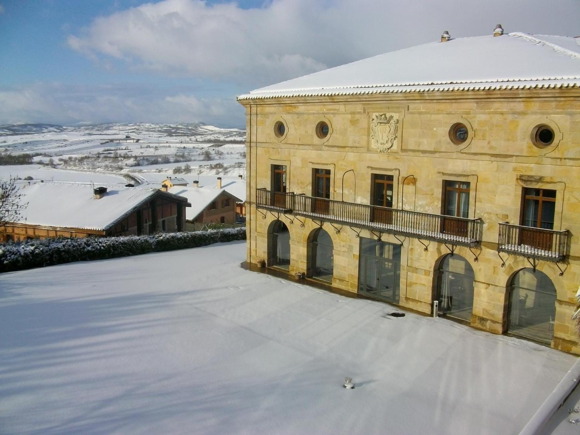 Parador De Argómaniz Exteriér fotografie
